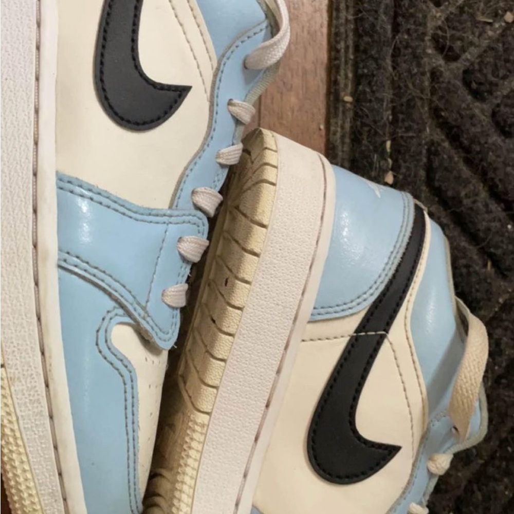 3.5 in kids hardly worn